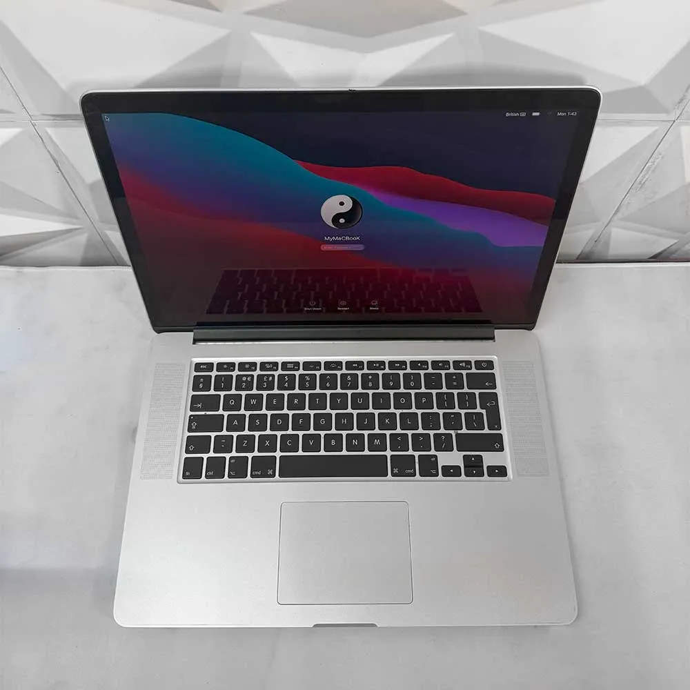 Macbook Pro 15 inch mid 2014 15.4-inch (2880x1800), 2.5 QHZ Intel Core i7, 16GB 1600MHz DDR3L onboard, 500GB SSD, Intel Iris Pro Graphics - Used