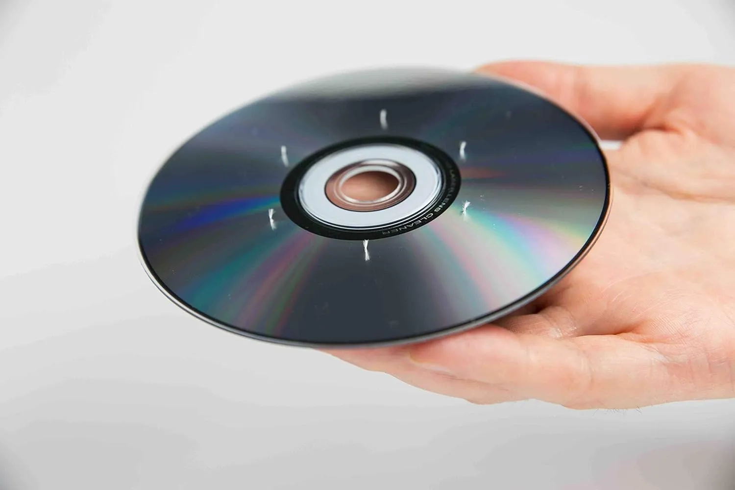 PROCARE Laser Lens Cleaner, Ideal For CD Player, DVD Player, Optical Disc Drive, Safe And Effective 6 Brush Dry System