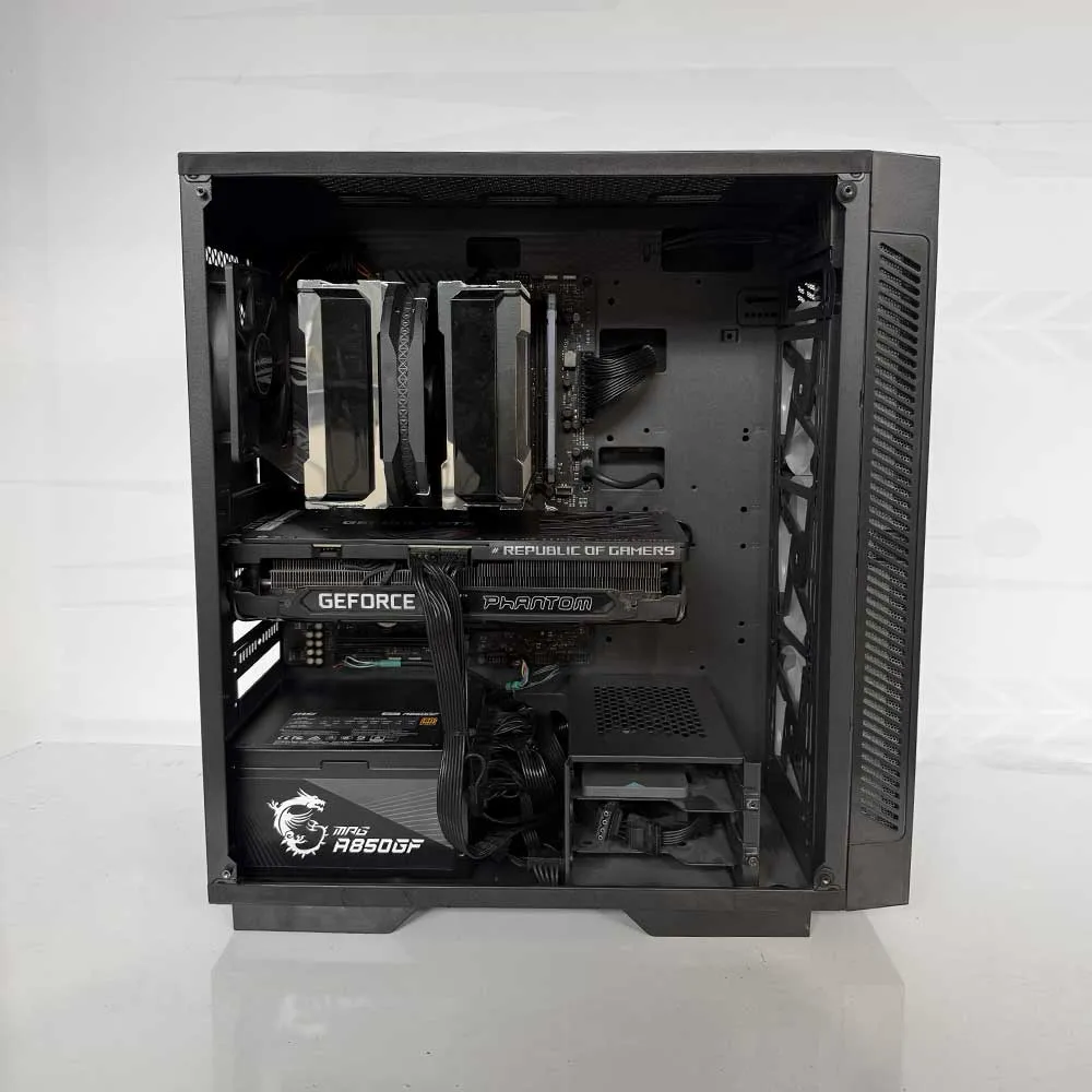 PC Build (Intel Core i7-10700K, 32GB DDR4 RAM, GeForce RTX 3070 8GB, 512GB NVMe SSD) - Used