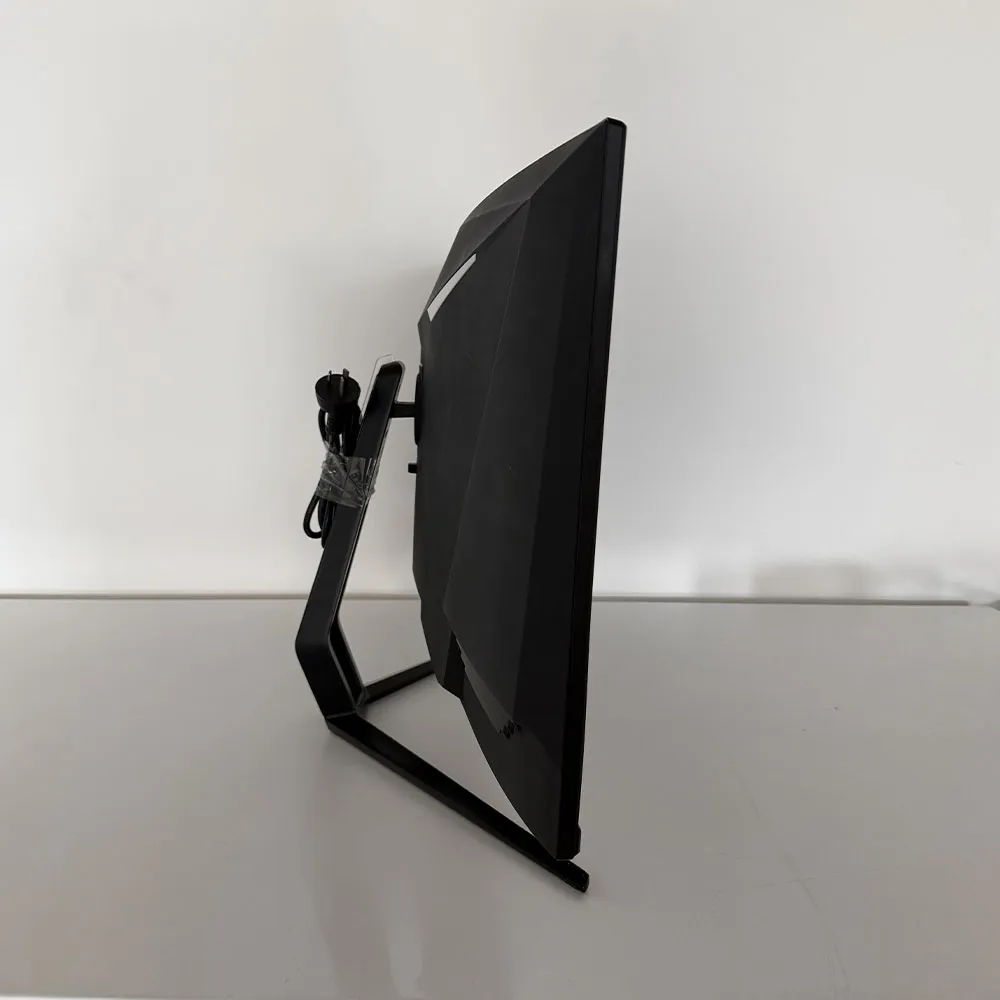 Kogan 35" Curved 21:9 Ultrawide 75Hz FreeSync Gaming Monitor (2560 x 1080) - KALED35UWLB - Used