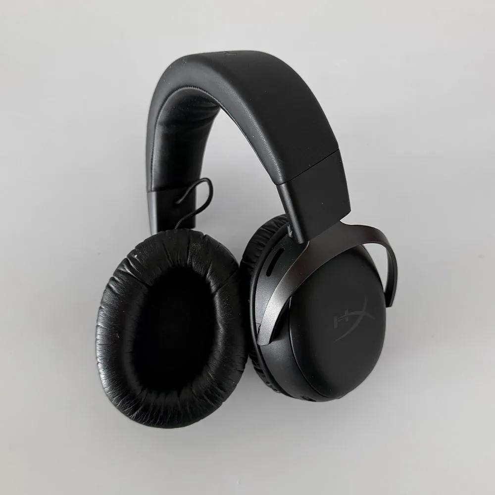 HyperX Cloud III Wireless, Gaming Headset for PC, PS5, PS4, up to 120-hour Battery, 2.4GHz Wireless, 10mm Microphone - Used