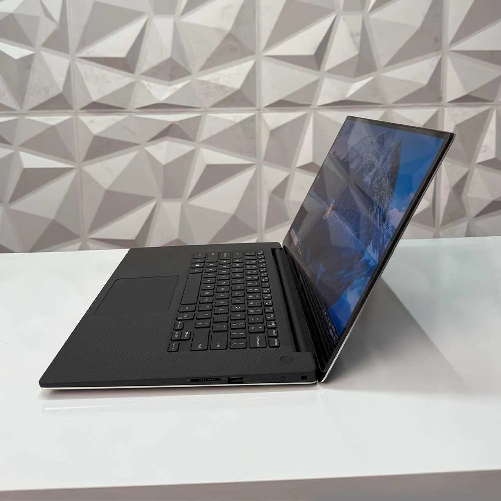 Dell Precision 5540 Laptop, Intel Core i7-9850H, 16GB DDR4, 512GB NVMe SSD, Intel UHD Graphic 630, 15.6" Touch 4K OLED HDR - Used
