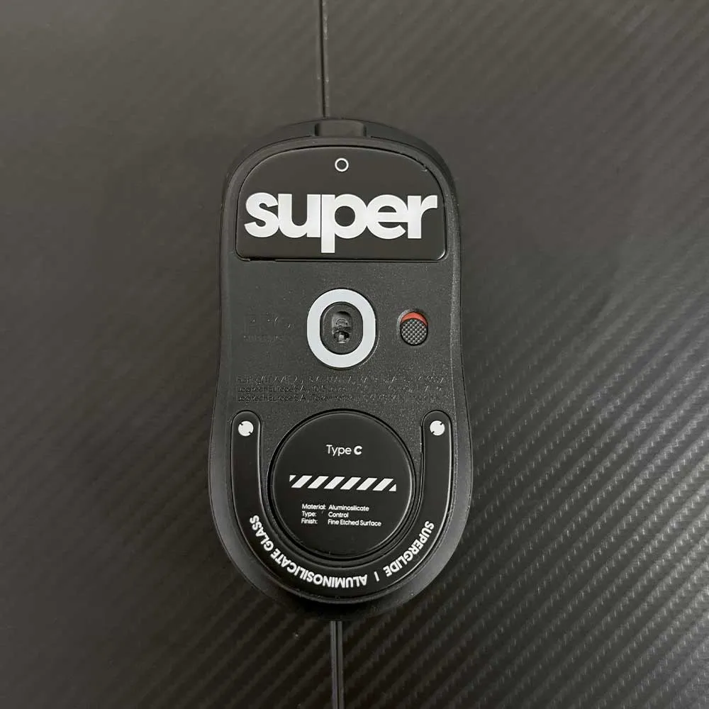 Logitech G PRO X SUPERLIGHT 2 LIGHTSPEED Wireless Gaming Mouse, HERO 2 Sensor, 32K DPI, 5 Programmable Buttons, USB-C Charging - Used