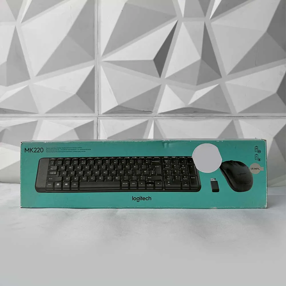 Logitech MK220 Wireless Keyboard and Mouse Combo Without Dongle - Used